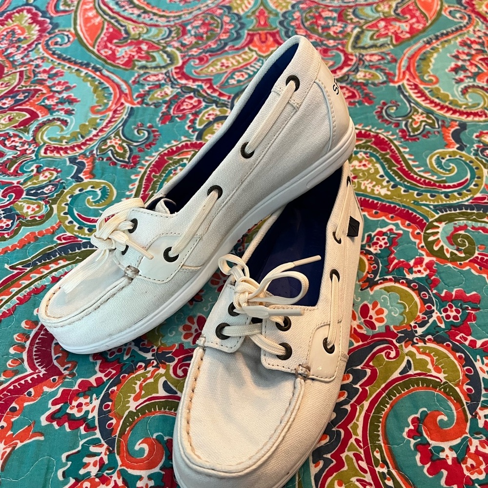 Sperry Women's Cream Loafers